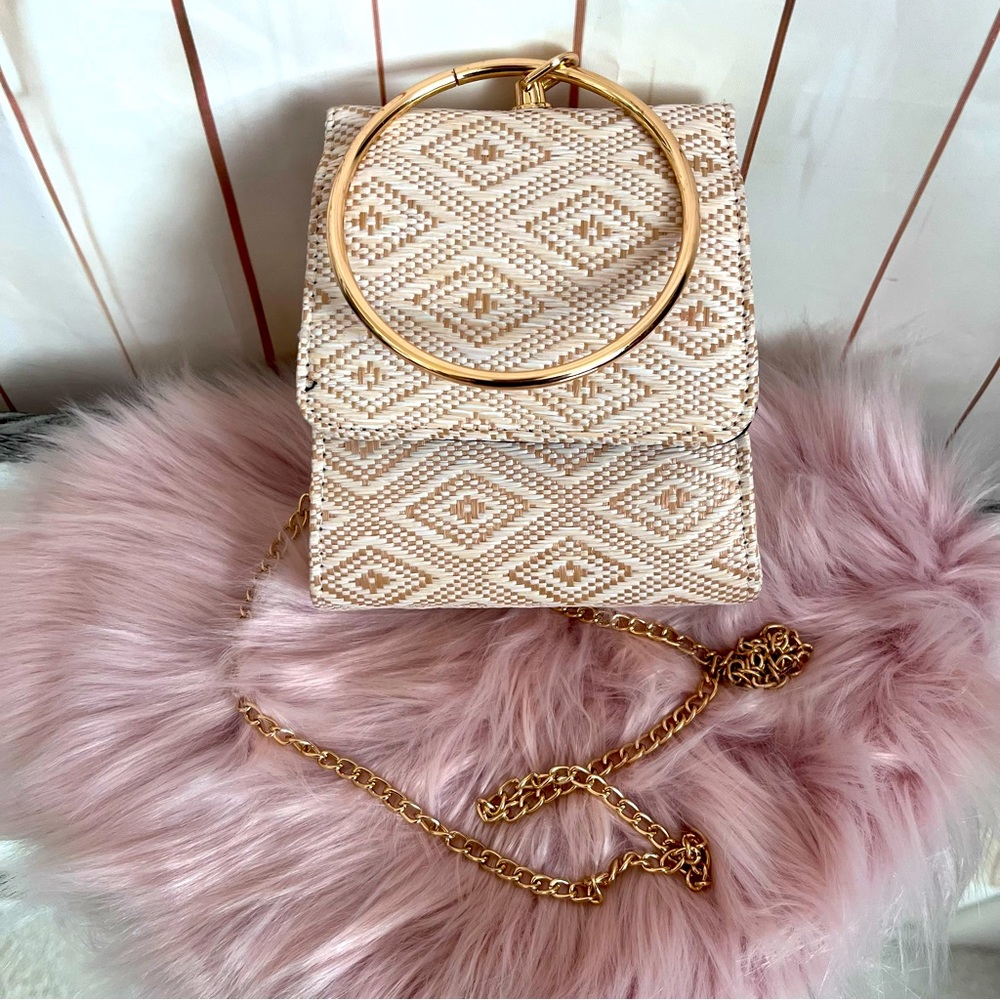 Elegant Cream and Gold Women's Bag